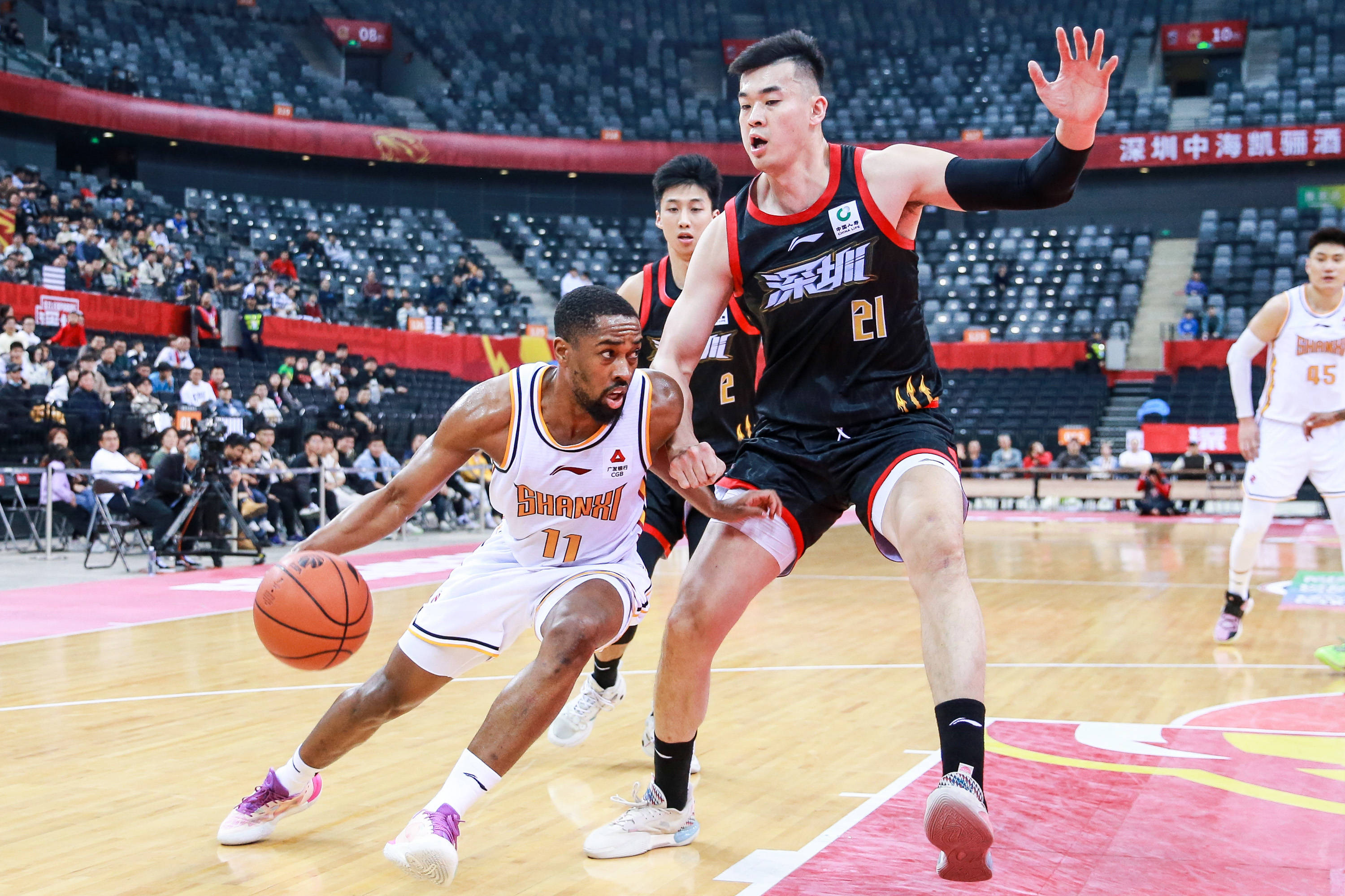 更是队友的 更是队友的